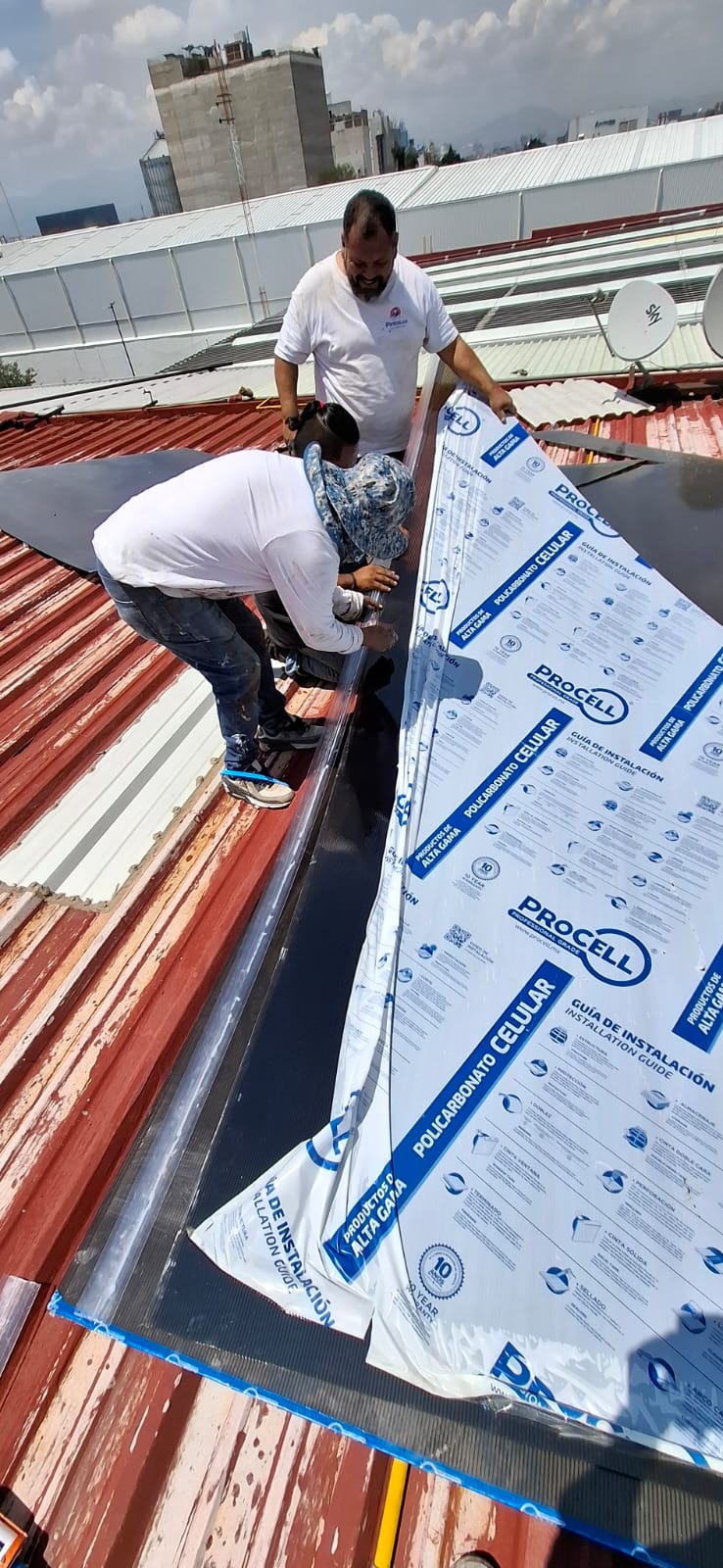 Trabajo de instalación en cubierta
